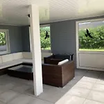 Vakantiehuis With 3 Bedrooms *